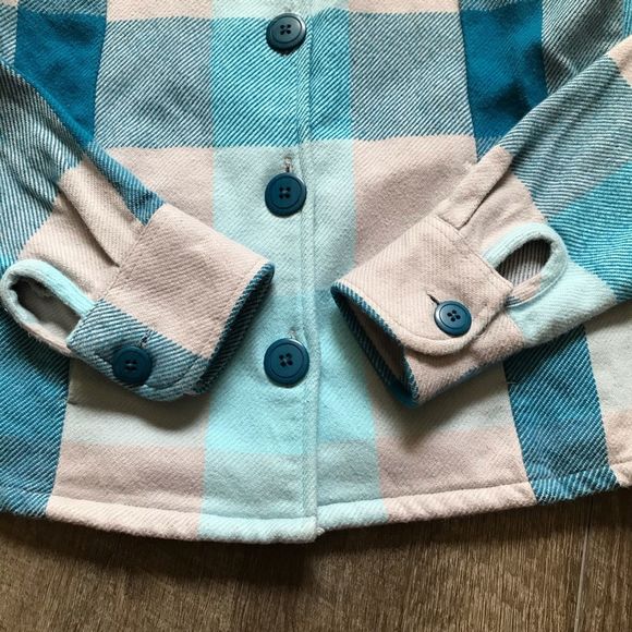 Cabelas Blue Plaid Jacket w Pockets Size Small - Picture 4 of 8